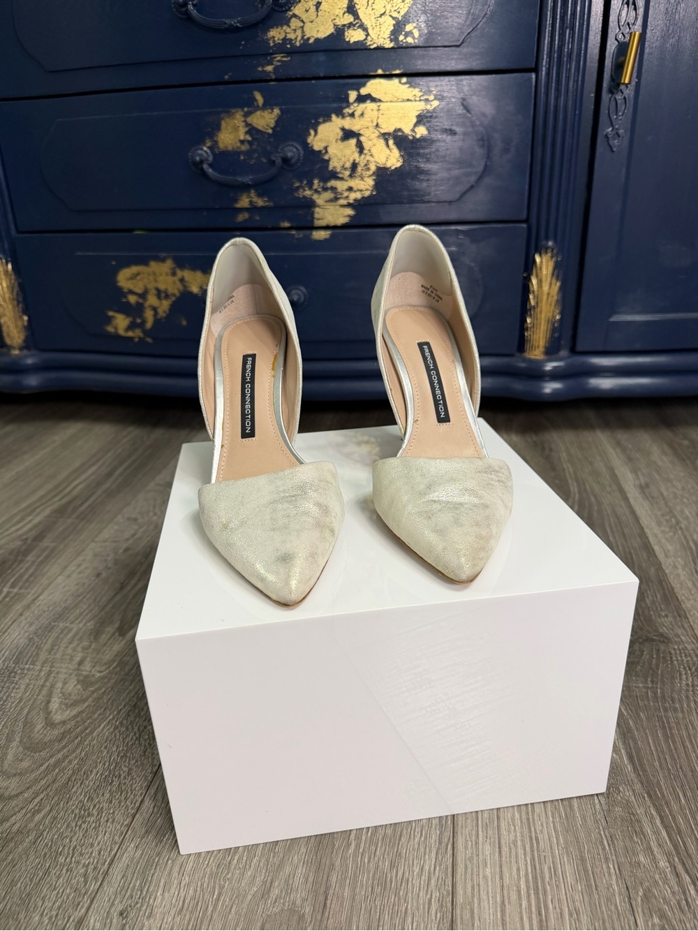 French Connection Metallic Cream Pointed D'Orsay Heels size 8